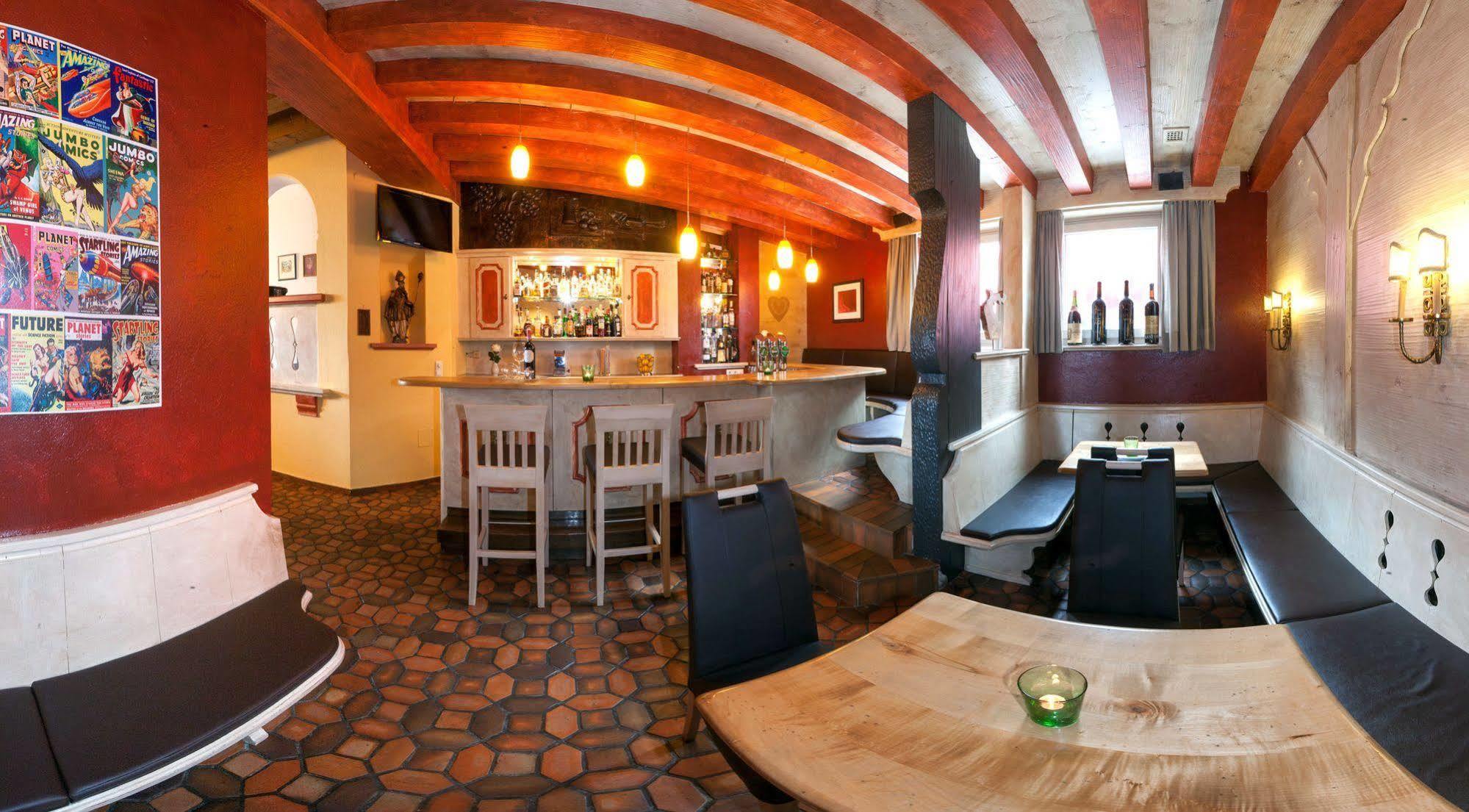 Hotel Bruno Fugen Bagian luar foto